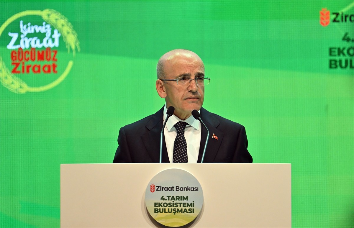 Hazine ve Maliye Bakanı Mehmet Şimşek, Haliç Kongre Merkezi'nde bu yıl 4'üncüsü düzenlenen Ziraat...