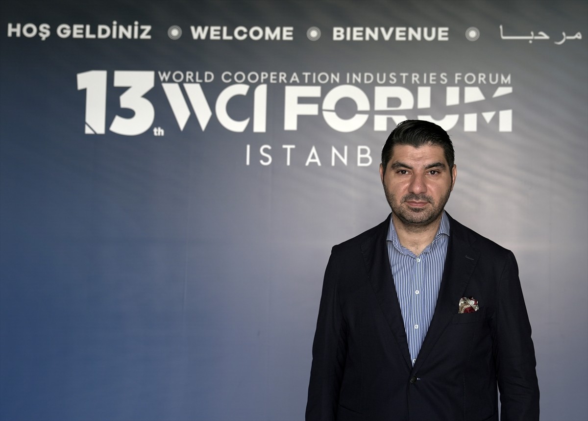 Dünya Sektörler Arası İşbirliği (WCI) Forumu Başkanı ve Afrika Ticaret Merkezleri Kurucusu Utku...