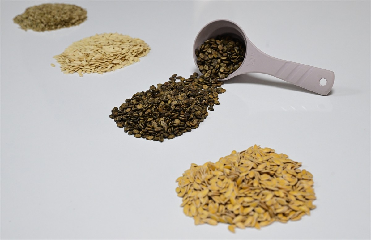 Antalya, Isparta ve Burdur'u kapsayan Batı Akdeniz İhracatçılar Birliğinden (BAİB) yılın 8 ayında...