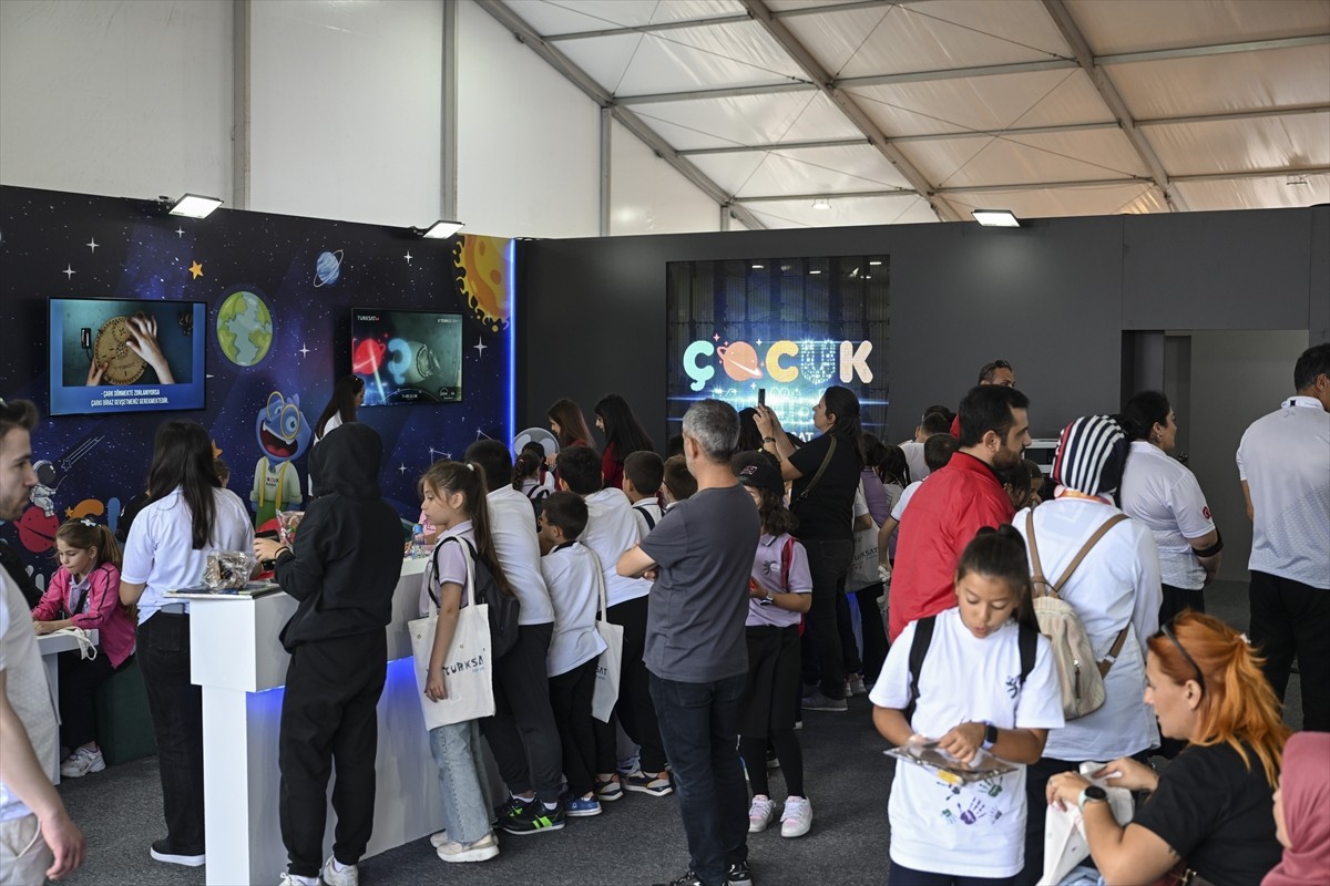 TÜRKSAT AŞ Genel Müdürü Ahmet Hamdi Atalay, Sanayi ve Teknoloji Bakanlığı ile Türkiye Teknoloji...