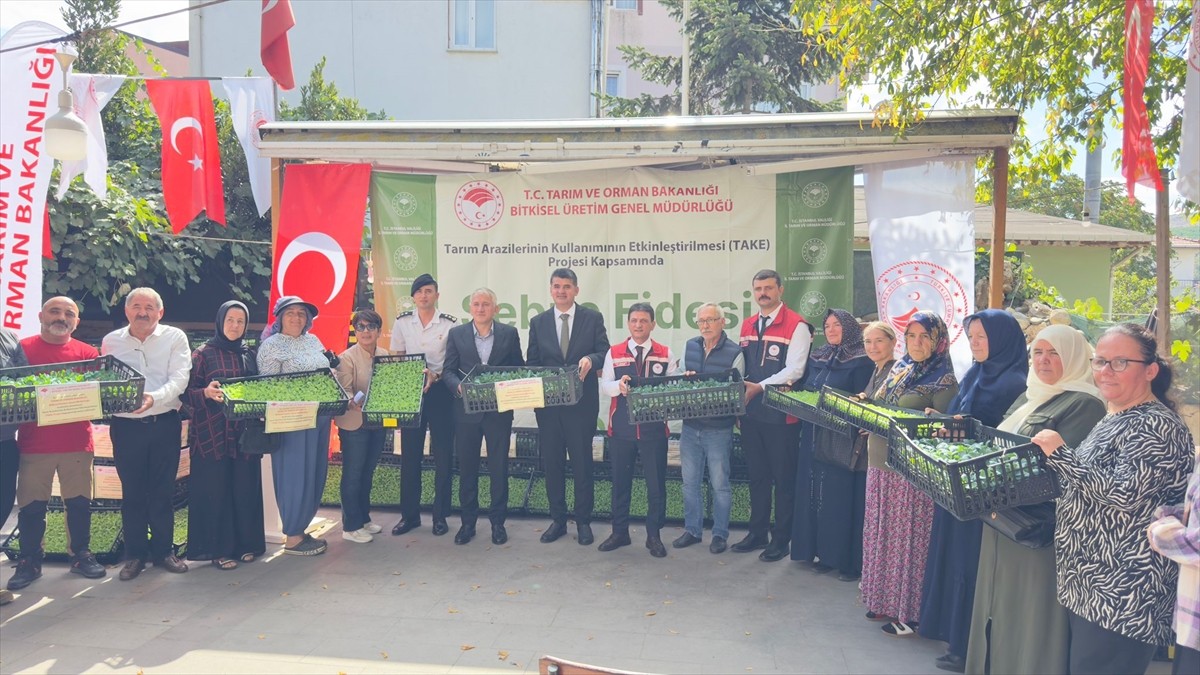 İstanbul Tarım ve Orman Müdürlüğünce, Sarıyer'de faaliyet gösteren 62 çiftçiye, 52 dekar alanda...