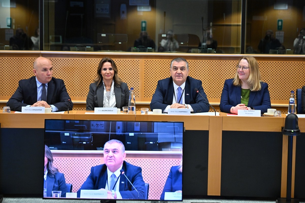 Türkiye Kadın Girişimciler Derneği'nden (KAGİDER) bir heyet, Avrupa Parlamentosu'nda (AP)...