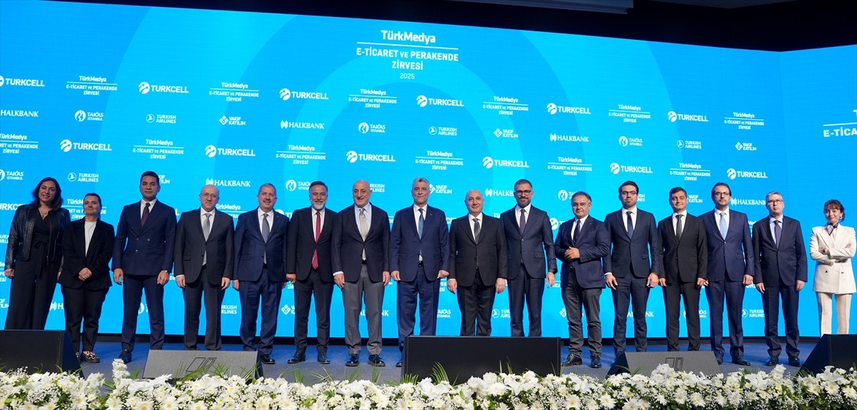 Ticaret Bakanı Ömer Bolat, TürkMedya'nın İstanbul Finans Merkezi'nde düzenlediği e-Ticaret ve...