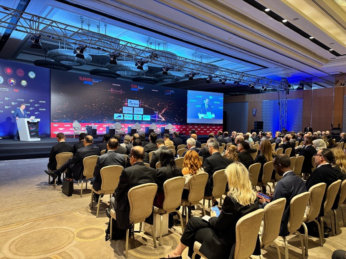 Türkiye ile Arap ülkeleri arasındaki ekonomik ilişkilerin geliştirilmesi amacıyla düzenlenen 16....