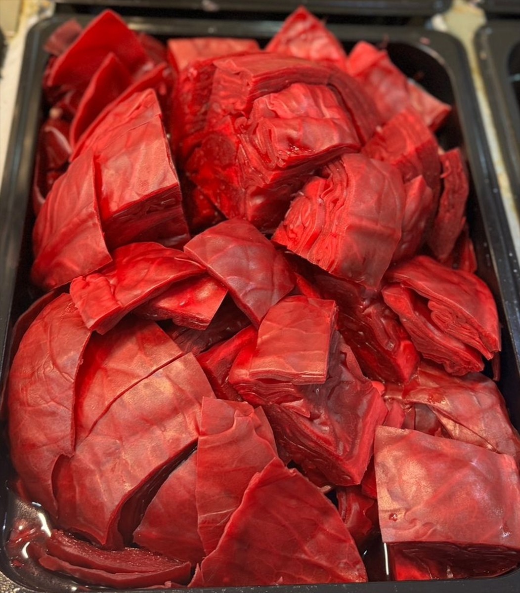 Kış aylarının yaklaşmasıyla birlikte turşu sektöründe satışlar hız kazanırken turşu üreticileri ve...