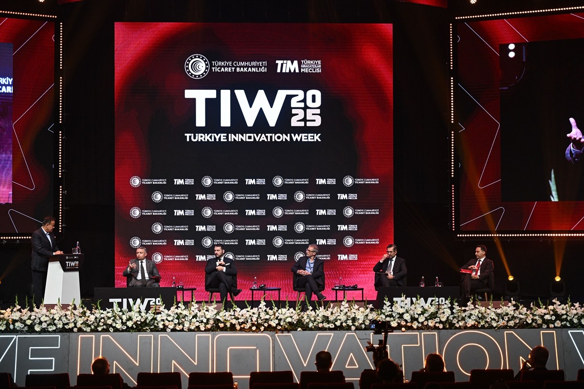 Anadolu Ajansı’nın (AA) global iletişim ortağı olduğu Haliç Kongre Merkezi’nde, Türkiye...