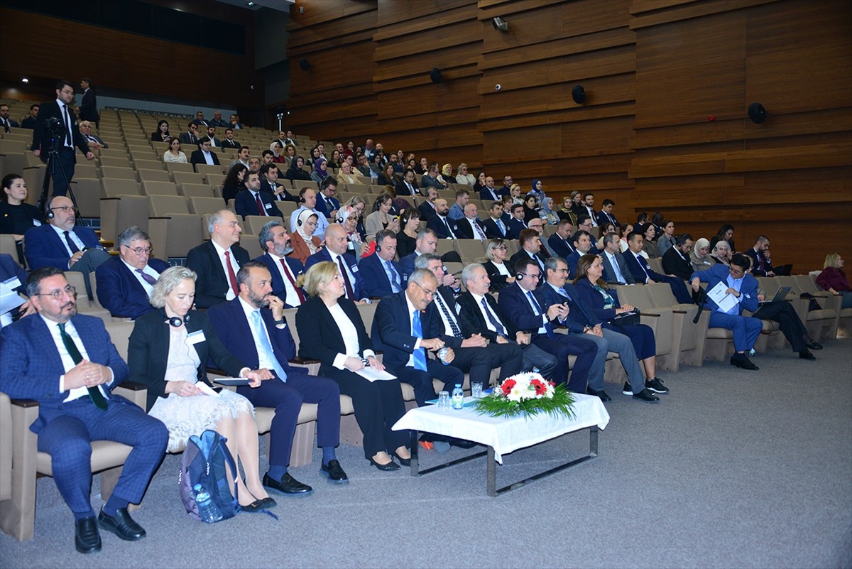 Enerji Piyasası Düzenleme Kurumu (EPDK) Başkanı Mustafa Yılmaz, Enerji Düzenleyicileri Bölgesel...