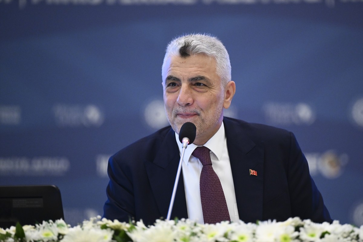 Ticaret Bakanı Ömer Bolat, Ticaret Bakanlığı ev sahipliğinde, Afrika Birliği koordinasyonunda, Dış...