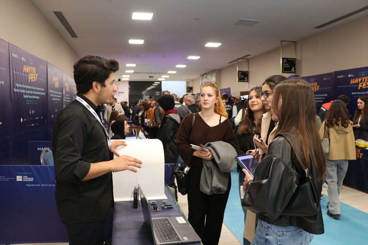 Burdur'da Mehmet Akif Ersoy Üniversitesi (MAKÜ) ev sahipliğinde bu yıl ikincisi düzenlenen...