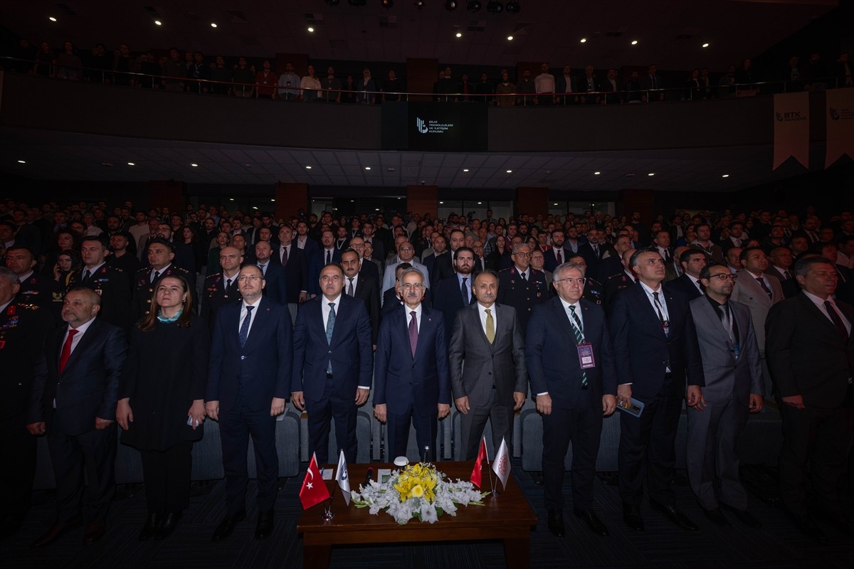 Ulaştırma ve Altyapı Bakanı Abdulkadir Uraloğlu’nun da katılımıyla 18’inci Uluslararası Bilgi...