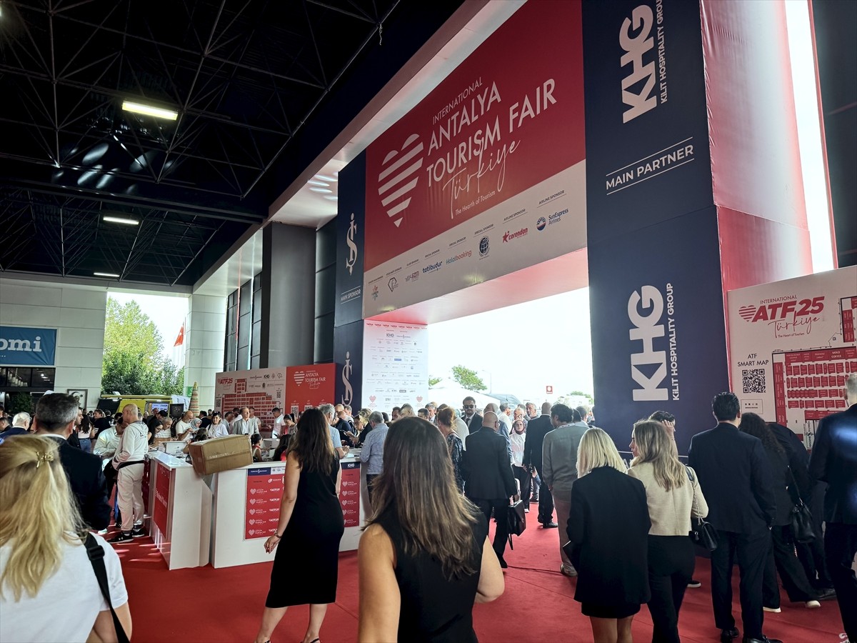 Bu yıl 7'ncisi gerçekleştirilen Antalya Turizm Fuarı, sektör paydaşlarının katılımıyla başladı....
