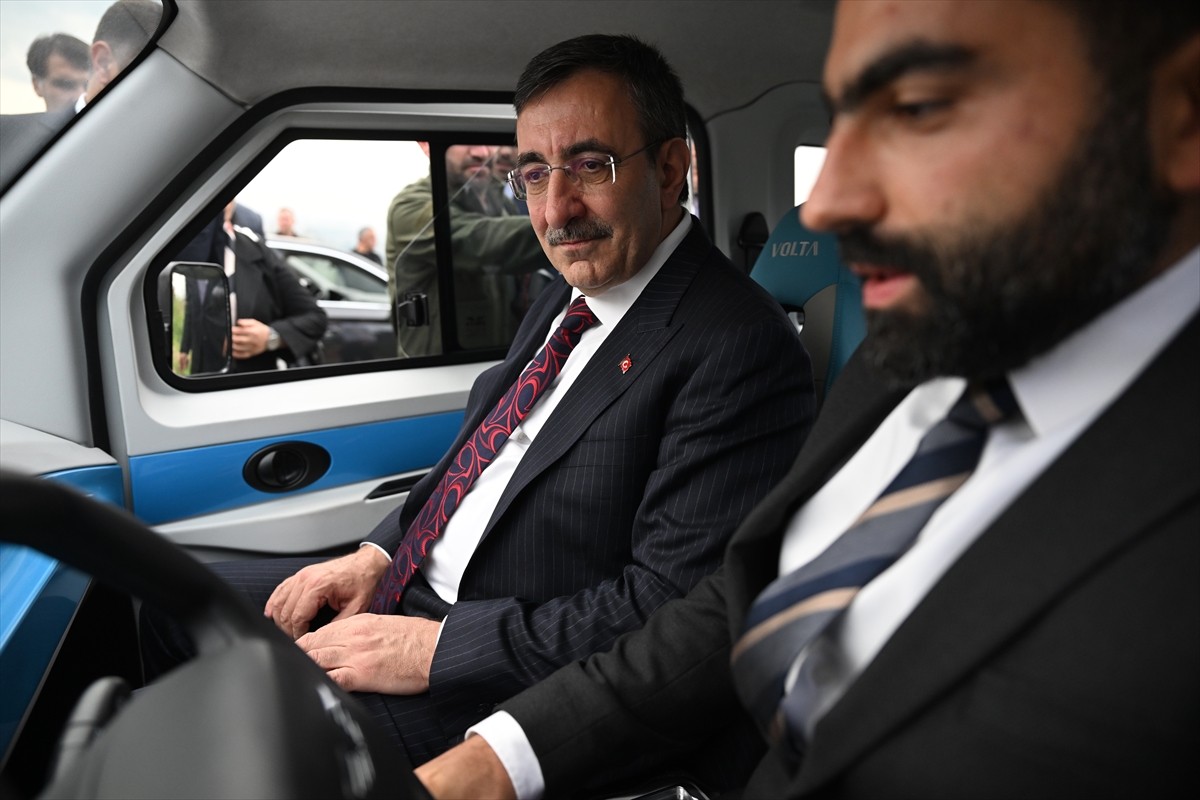 Cumhurbaşkanı Yardımcısı Cevdet Yılmaz (sağ 2), çeşitli programlara katılmak üzere geldiği...