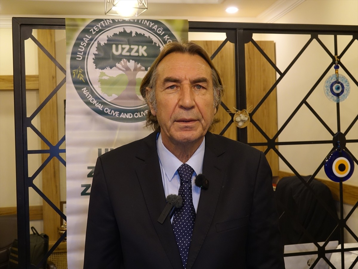 Ulusal Zeytin ve Zeytinyağı Konseyince (UZZK), 2025-2026 sezonunda 2 milyon 450 bin ton zeytin...