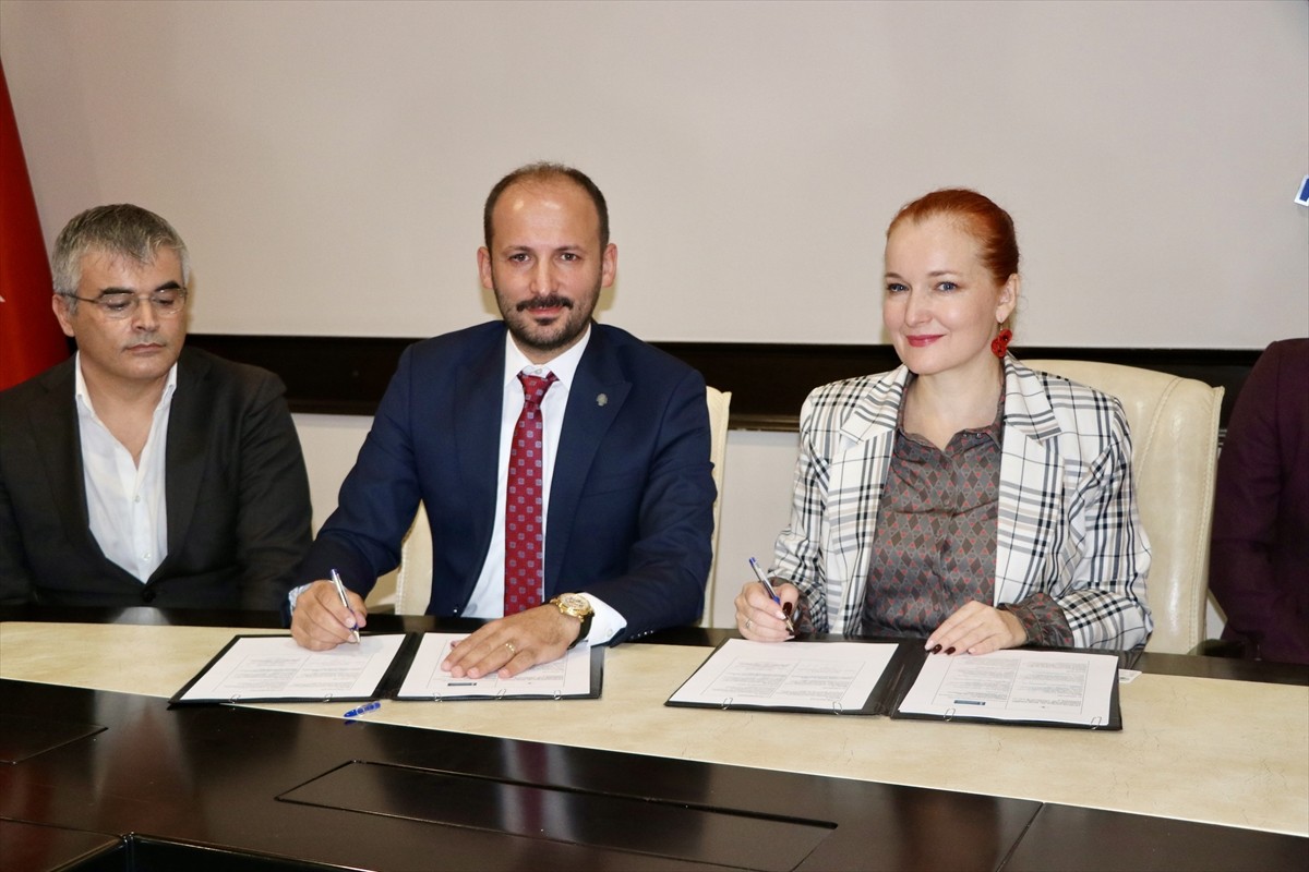 Trabzon'da denizcilik, marina ve ekonomi alanlarında proje geliştirilmesi için iş birliği...