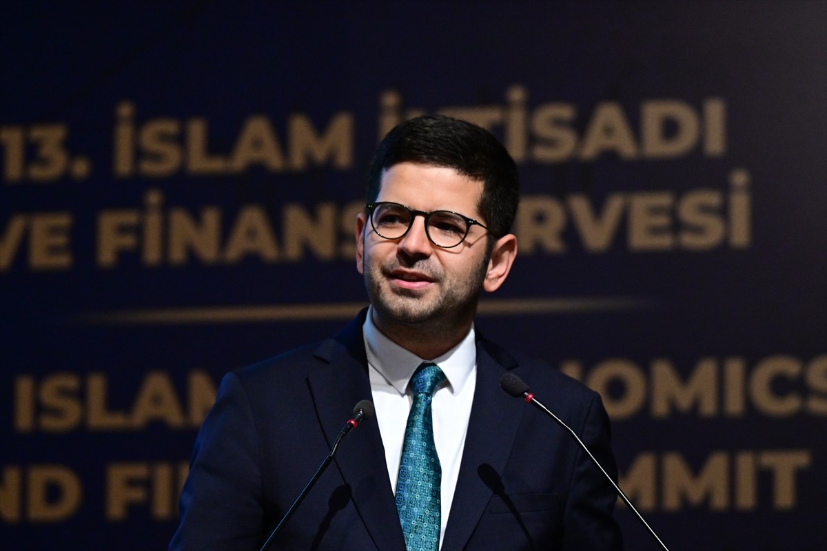 Anadolu Ajansının (AA) Global İletişim Ortağı olduğu, İLKE Vakfı bünyesinde faaliyet gösteren...