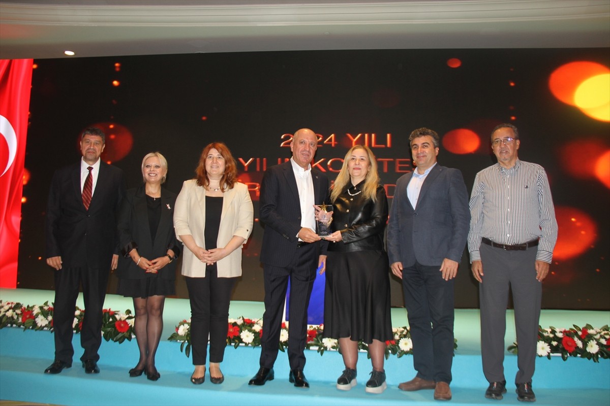 ASO'nun 2025 yılı 2. Meslek Komiteleri Ortak Toplantısı, Antalya'nın Belek Turizm Merkezi'ndeki...