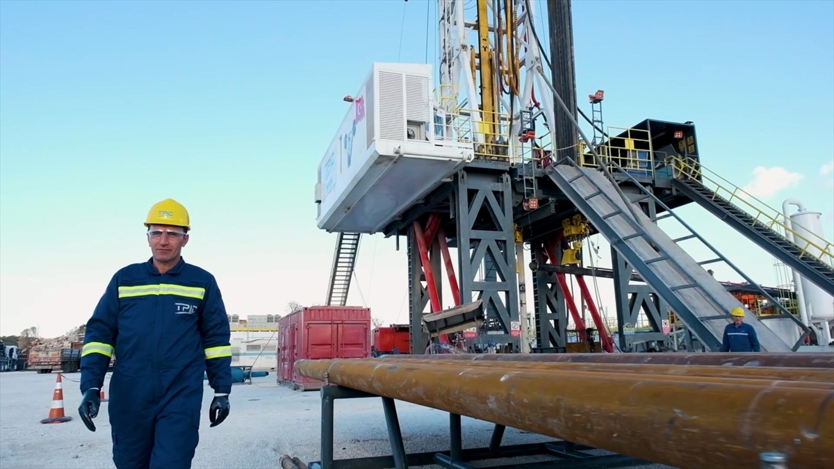 Gabar Dağı'ndaki petrol keşfiyle birlikte bölgede büyük bir dönüşüm yaşanıyor, ekonomik yaşam...