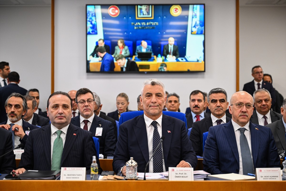TBMM Plan ve Bütçe Komisyonu'nda Ticaret Bakanlığının 2026 yılı bütçesinin görüşmelerine başlandı....