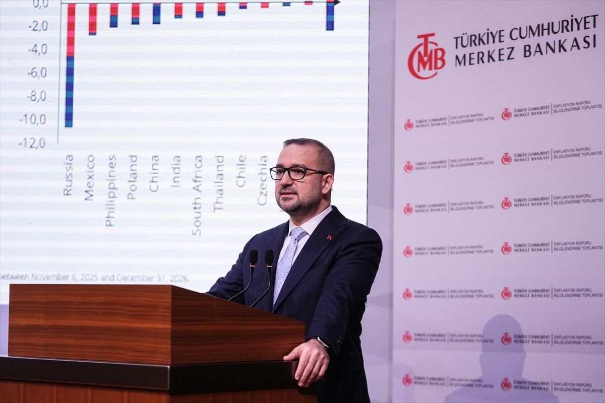 Türkiye Cumhuriyet Merkez Bankası (TCMB) Başkanı Fatih Karahan, İstanbul Finans Merkezi'ndeki...
