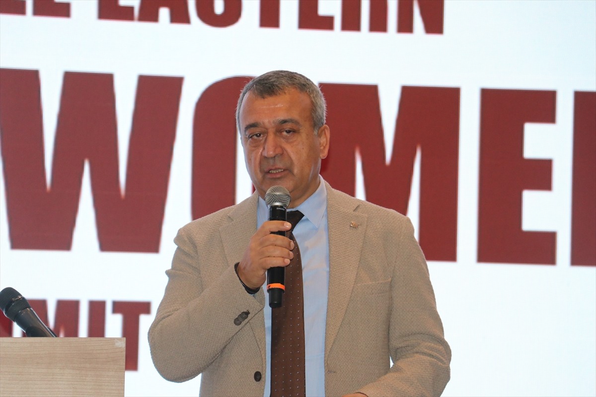 Kocaeli İş Kadınları ve Yöneticileri Derneğince (KOİDER) düzenlenen, Türkiye ve Orta Doğu...