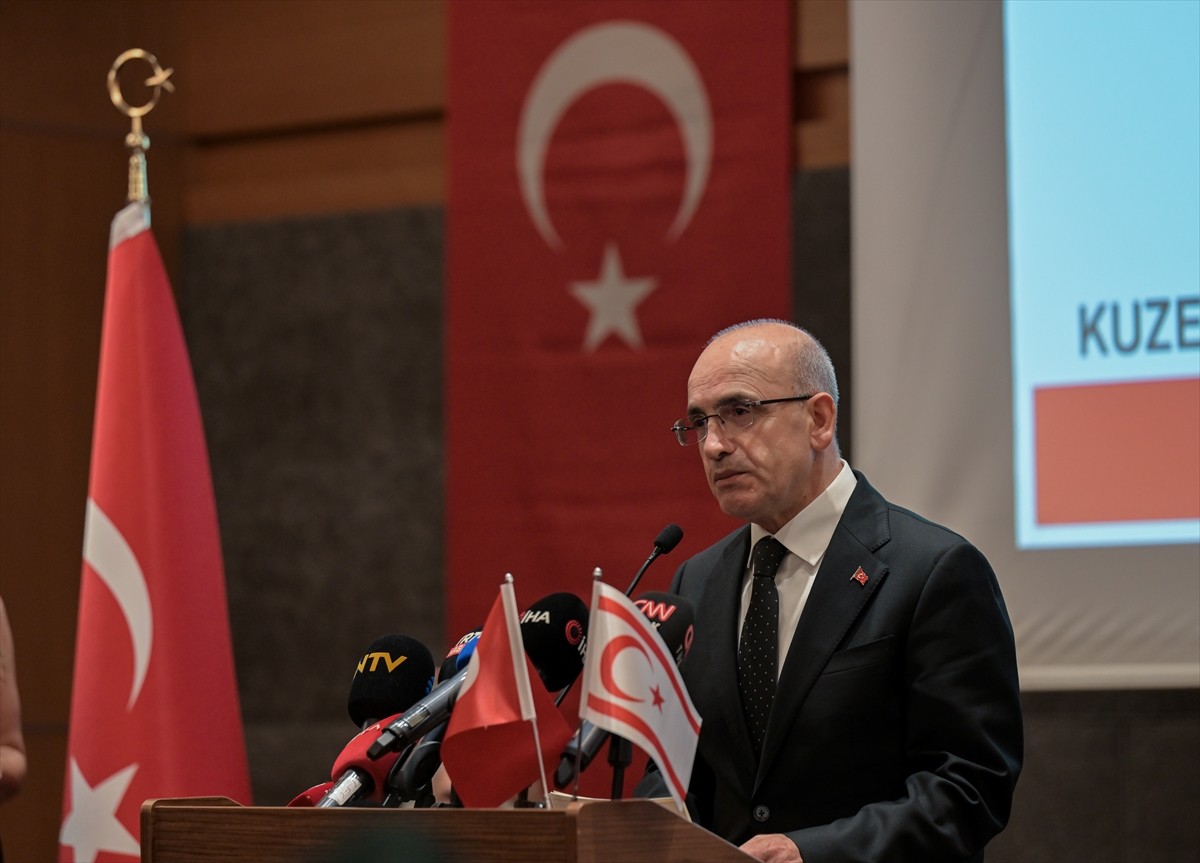Hazine ve Maliye Bakanı Mehmet Şimşek, Kuzey Kıbrıs Türk Cumhuriyeti'nin (KKTC) kuruluşunun 42....