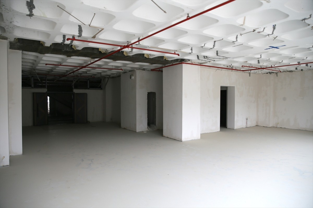 Türkiye'nin önemli altın işleme merkezlerinden Kahramanmaraş'taki Altınşehir Kuyumculuk İhtisas...