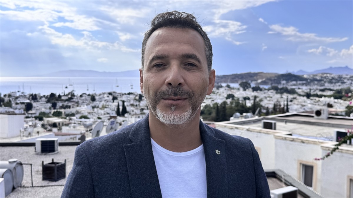 Türkiye'nin ve dünyanın gözde turizm kenti Bodrum'da bu sezon el yapımı guletler ve yatlarla eşsiz...