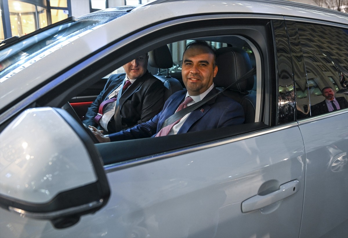 Sanayi ve Teknoloji Bakanı Mehmet Fatih Kacır, Almanya’nın başkenti Berlin’de düzenlenen 2025...