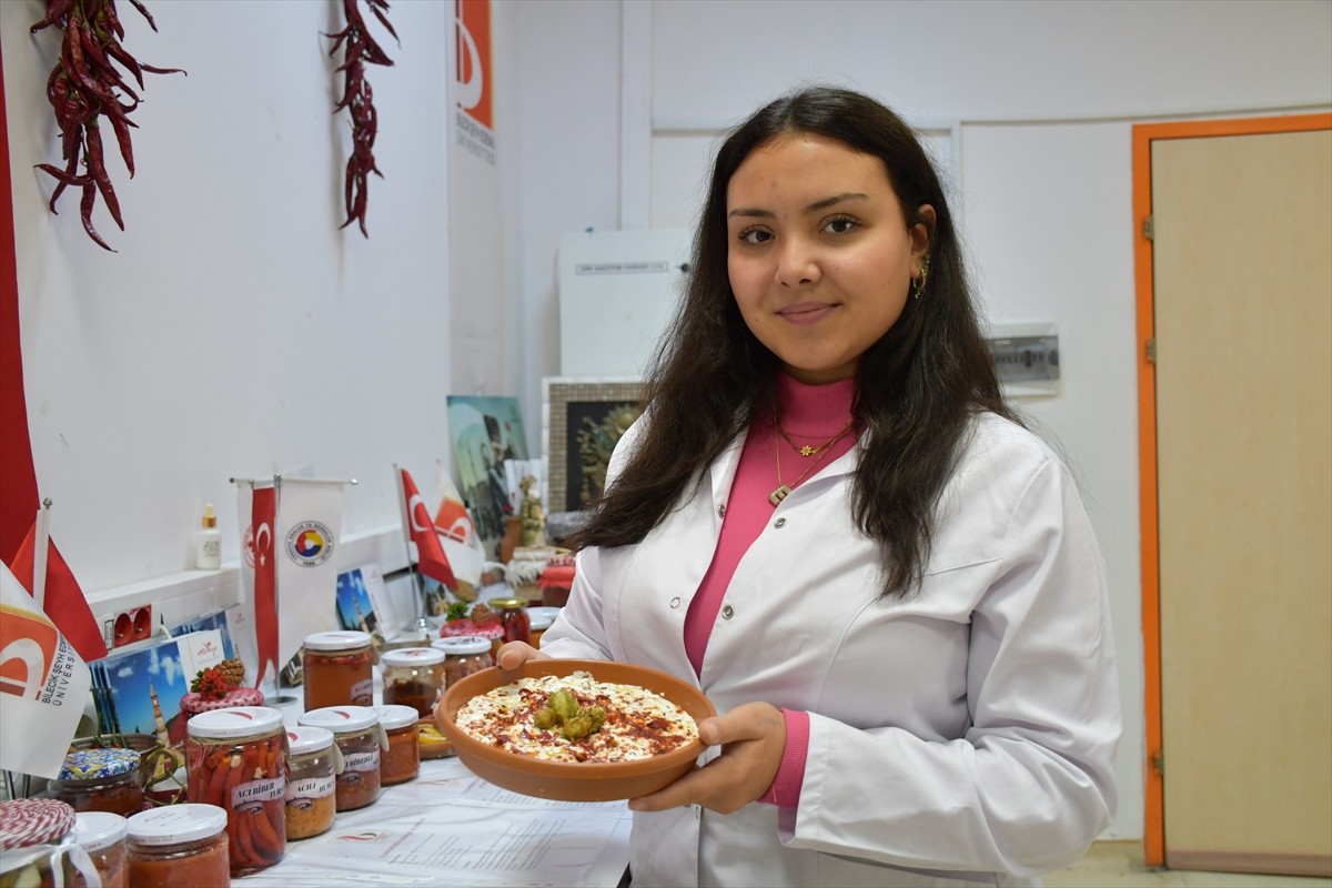 Bilecik Şeyh Edebali Üniversitesi (BŞEÜ) Meslek Yüksekokulu Gıda İşleme Bölümü, kentin coğrafi...