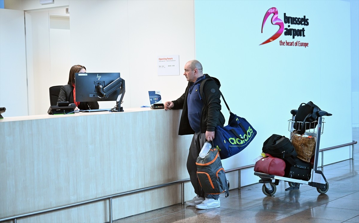 Belçika'da, hükümetin tasarruf tedbirlerini protesto etmek için başlatılan 3 günlük grevin son...