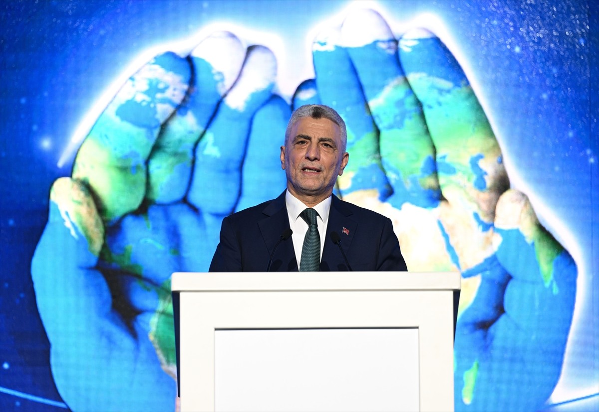 Ticaret Bakanı Ömer Bolat, Cumhurbaşkanlığı himayelerinde, İslam İşbirliği Teşkilatının (İİT)...