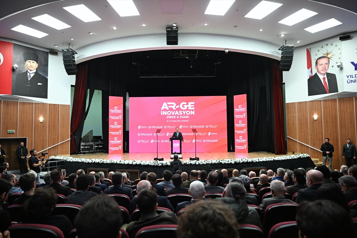 Sanayi ve Teknoloji Bakanı Mehmet Fatih Kacır, İstanbul’da 7. AR-GE ve İnovasyon Zirve ve Fuarı'na...