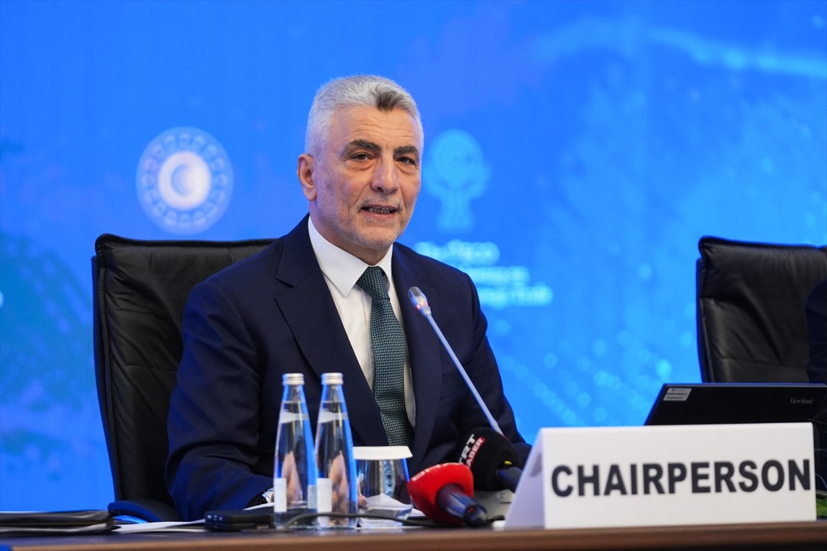Ticaret Bakanı Ömer Bolat, 5. Ekonomik İşbirliği Teşkilatı (EİT) Ticaret Bakanları Toplantısı'na...