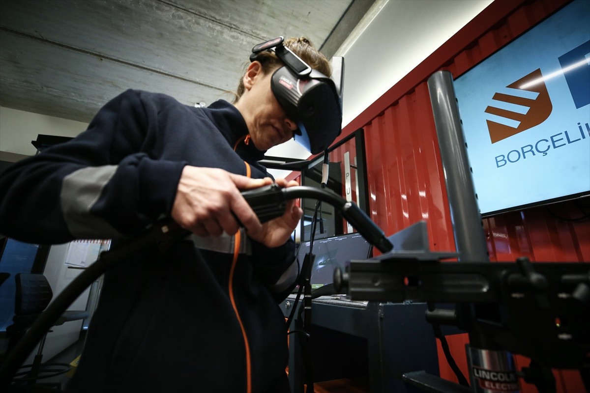 Bursa'nın Gemlik ilçesinde faaliyet gösteren Türkiye'nin en büyük galvanizli çelik üreticilerinden...