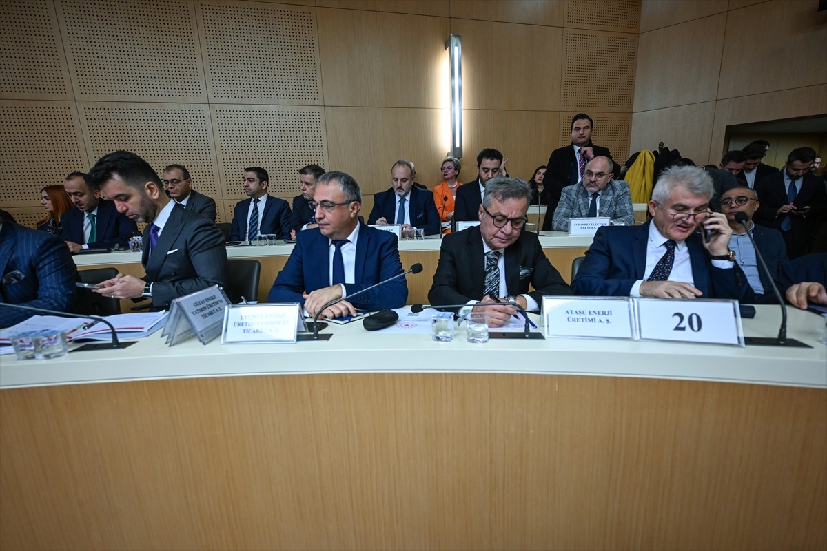  Enerji ve Tabii Kaynaklar Bakanlığının 6 proje için toplam 1150 megavatlık rüzgar enerjisine...