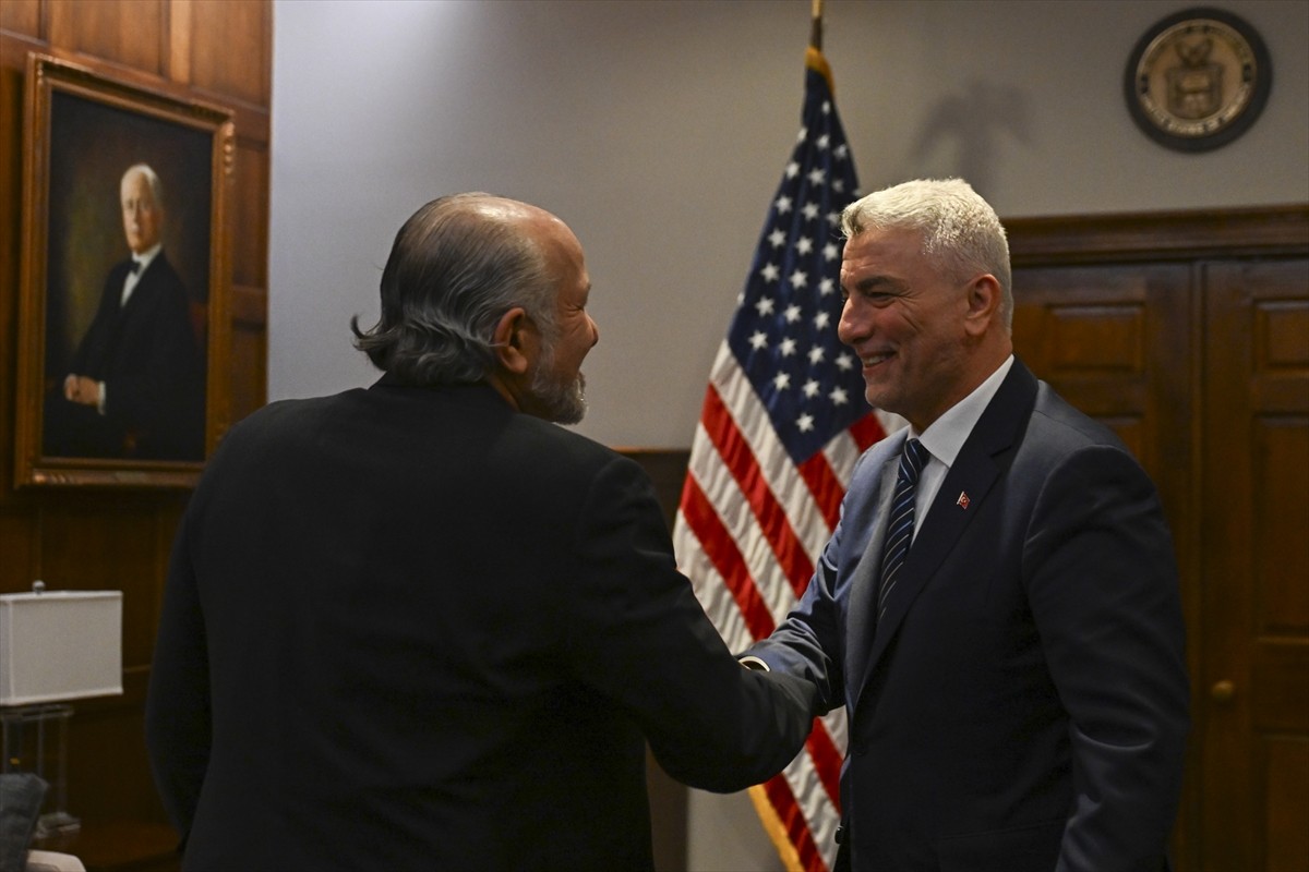 Bir dizi üst düzey temas gerçekleştirmek üzere ABD'nin başkenti Washington'da bulunan Ticaret...