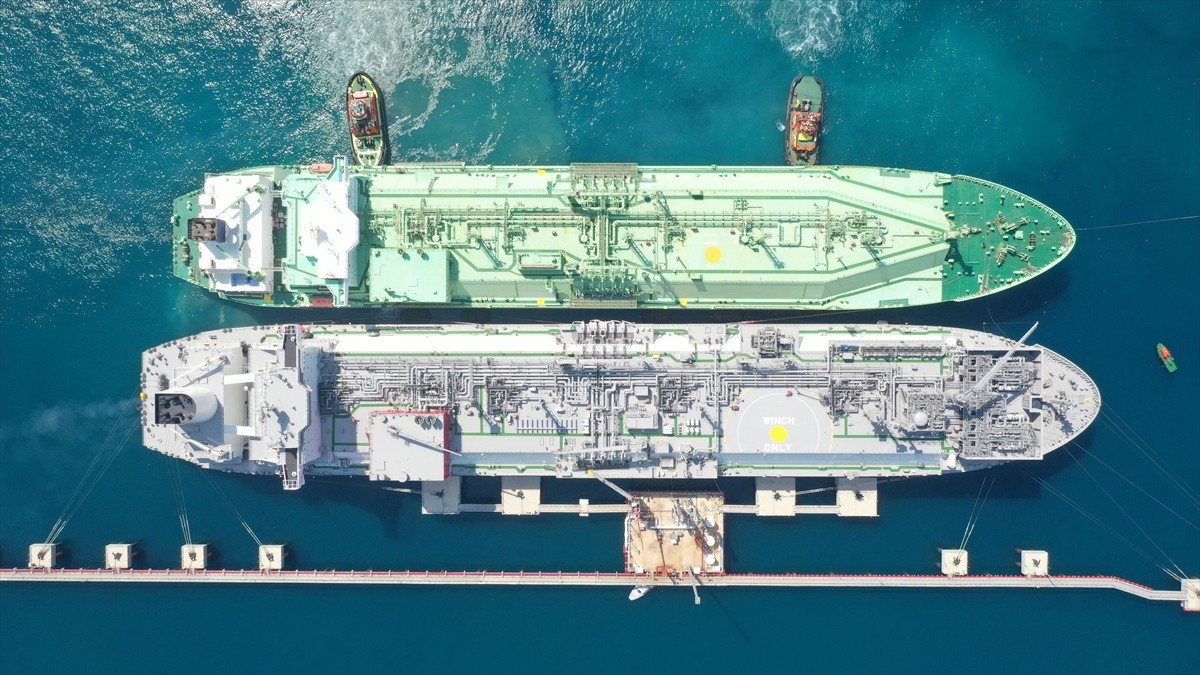 Enerji ve Tabii Kaynaklar Bakanı Alparslan Bayraktar, Türkiye'nin ilk Milli Yüzer Depolama ve...