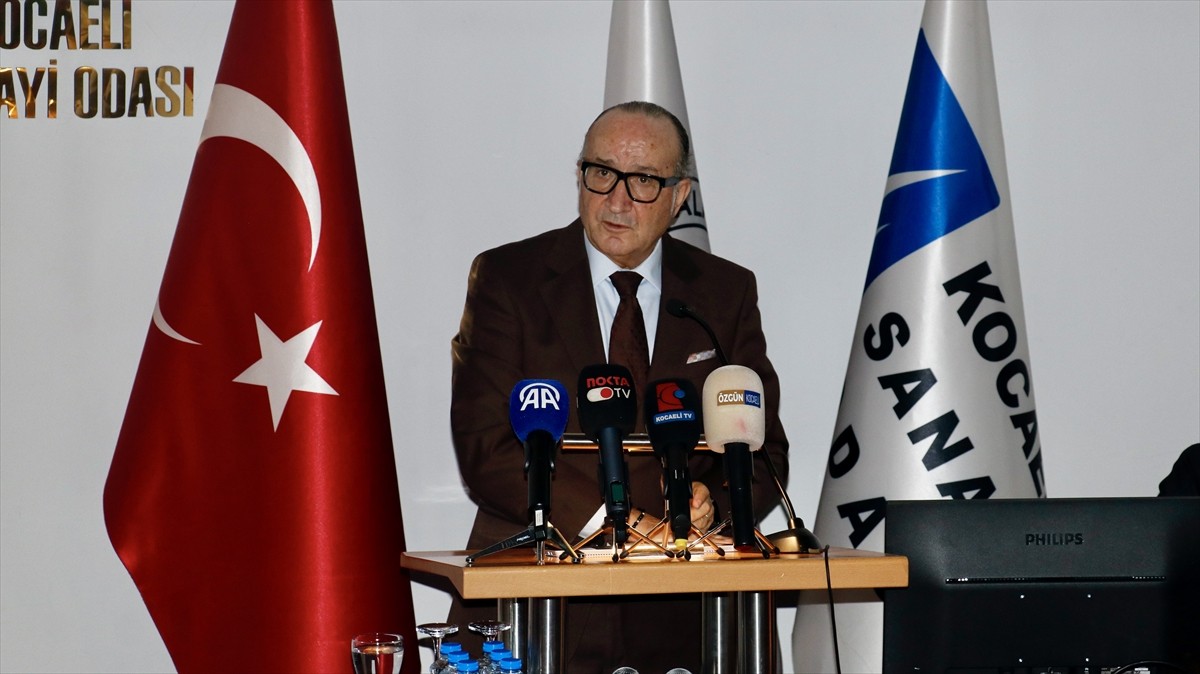 Kocaeli Sanayi Odası'nın (KSO) Aralık Ayı Meclis Toplantısı, KSO Konferans Salonu'nda...