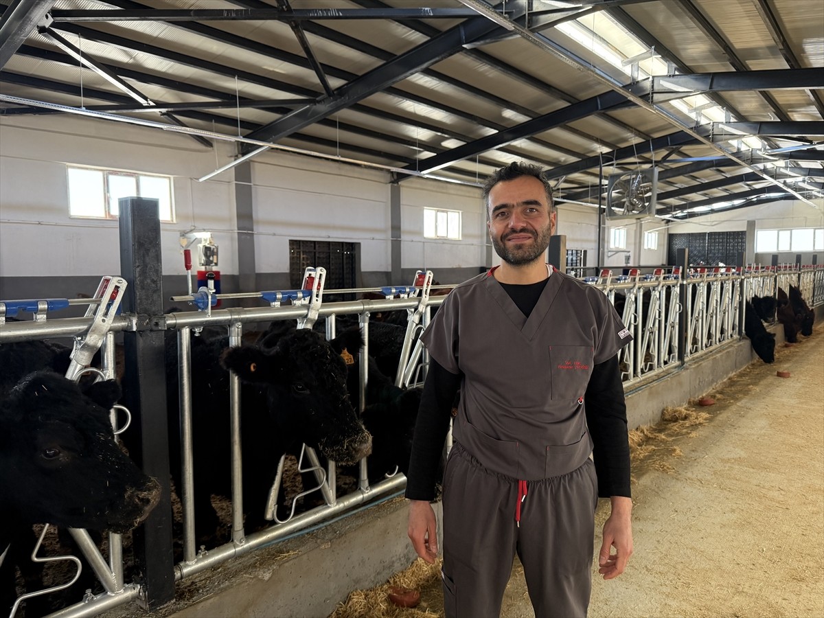 Yozgat'ta hayvancılıkla uğraşan veteriner hekim Abdulsamet Zararsız, Tarım ve Orman Bakanlığının...