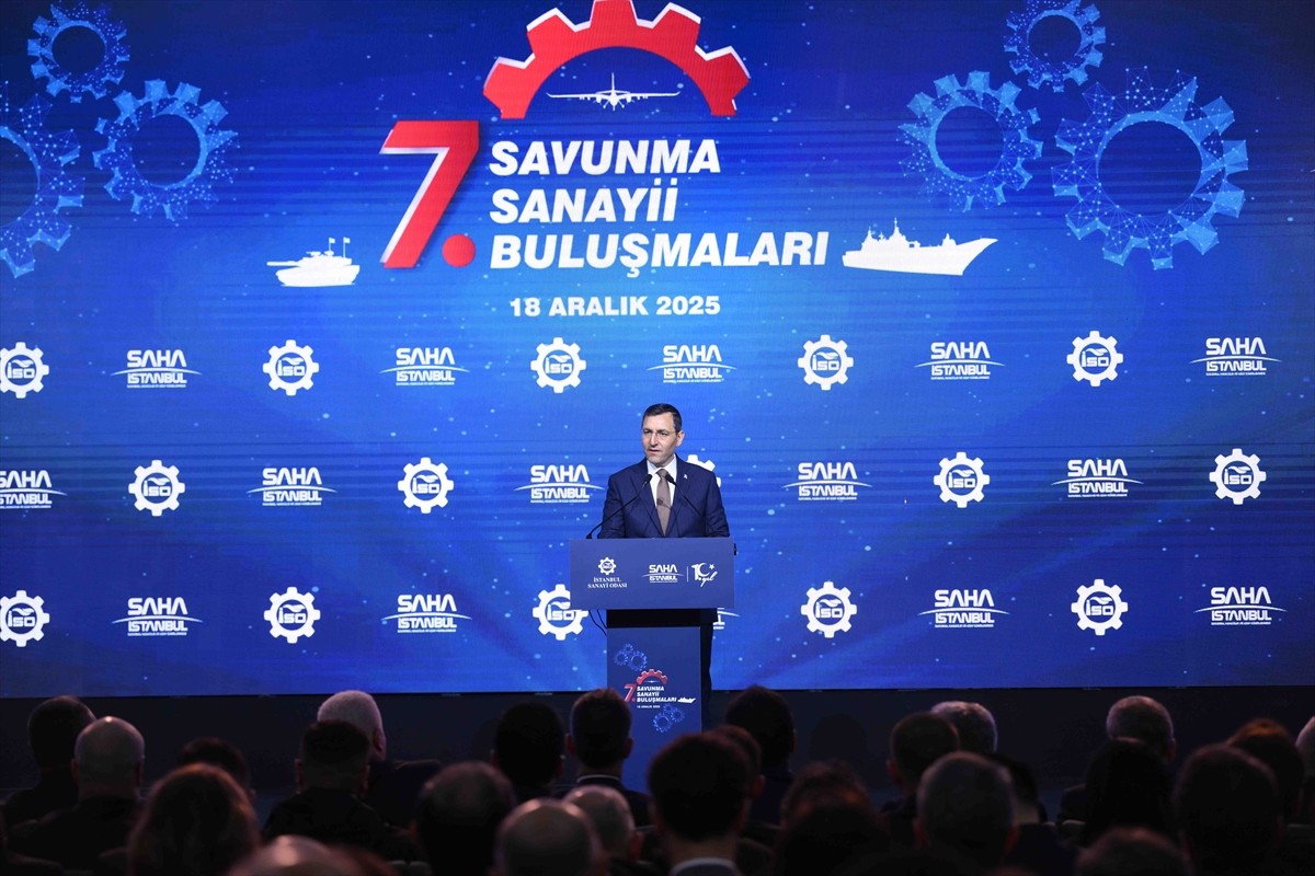 SAHA İstanbul Başkan Yardımcısı ve ROKETSAN Genel Müdürü Murat İkinci, İstanbul Sanayi Odası (İSO)...