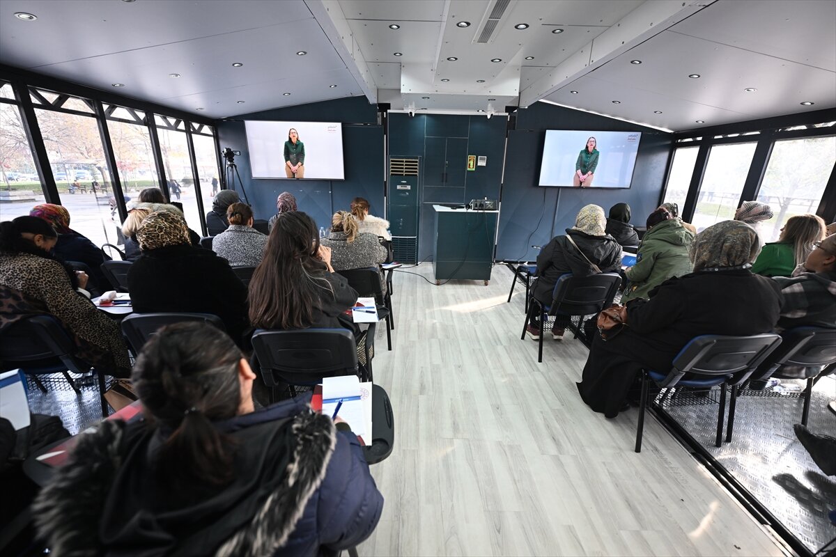 Aile ve Sosyal Hizmetler Bakanlığı ile Türkiye Halk Bankası işbirliğinde hayata geçirilen...