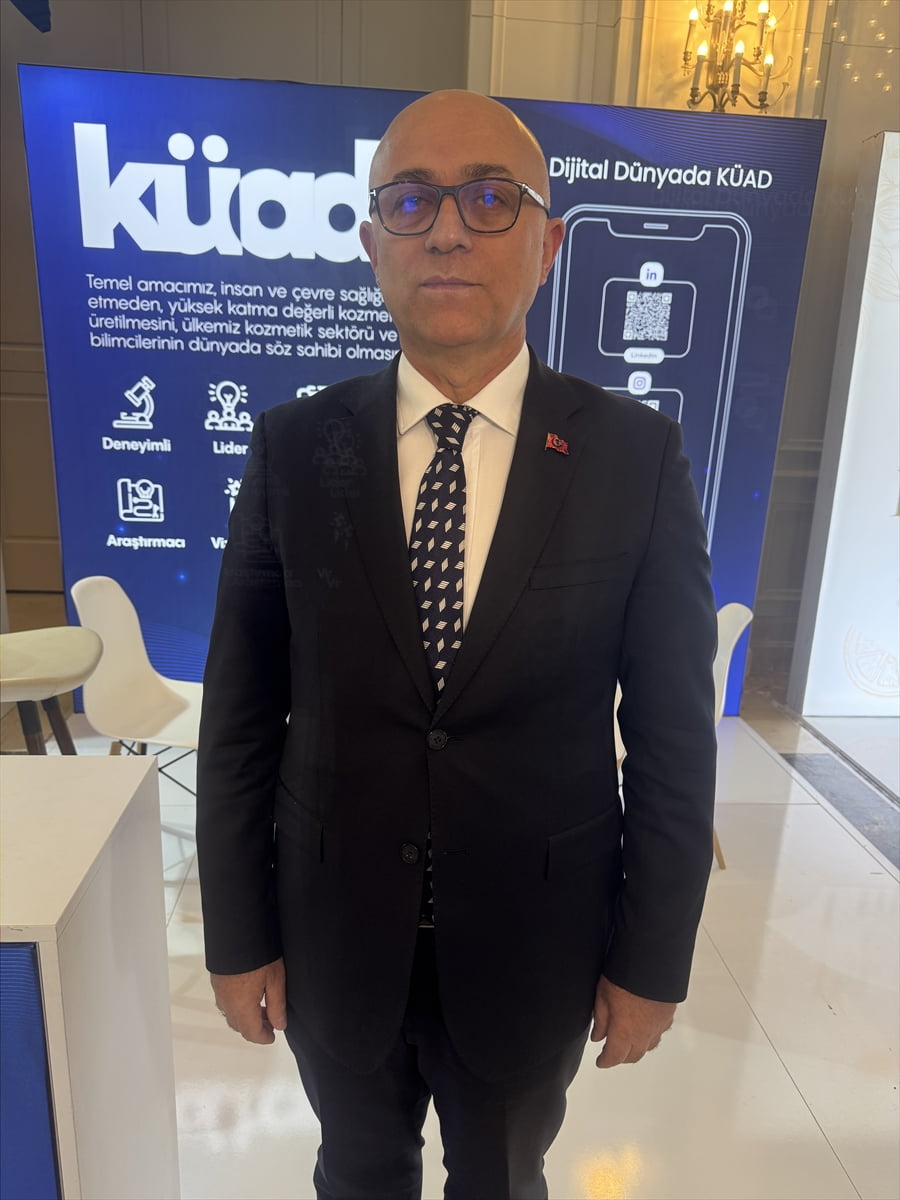 Kozmetik Üreticileri ve Araştırma Derneğince Antalya'da düzenlenen 9. Uluslararası Kozmetik...