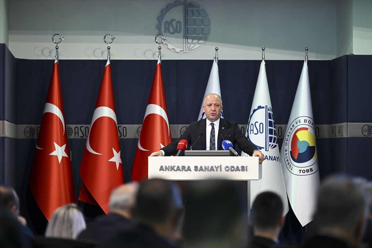 Ankara Sanayi Odası'nın (ASO) aralık ayı meclis toplantısı, Oda binasında yapıldı.