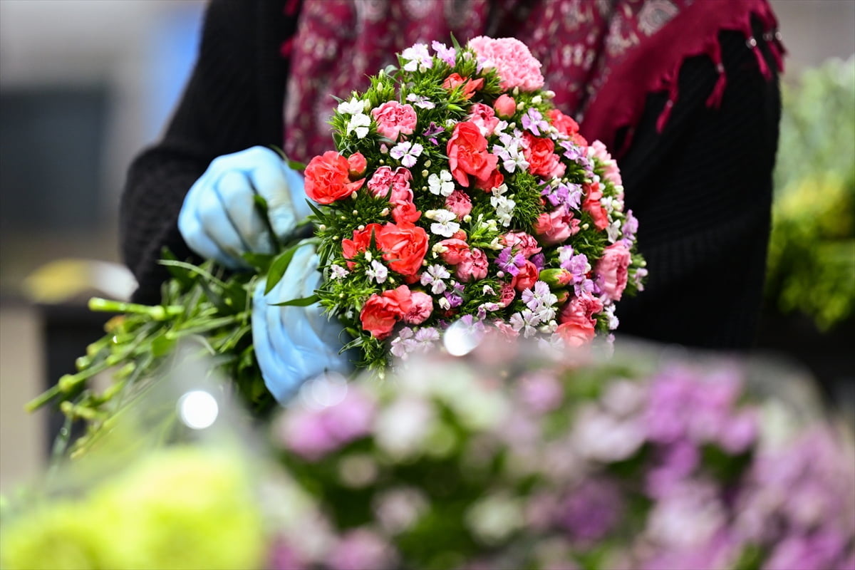 Süs Bitkileri ve Mamulleri İhracatçıları Birliği tarafından, ihracatı artırmak için Körfez...