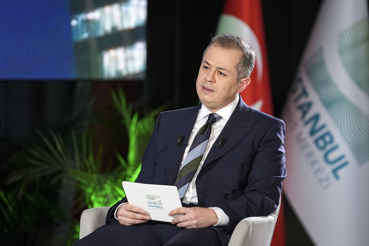 İstanbul Finans Merkezi (İFM) Genel Müdürü Ahmet İhsan Erdem (sağda), İFM'nin katkılarıyla...