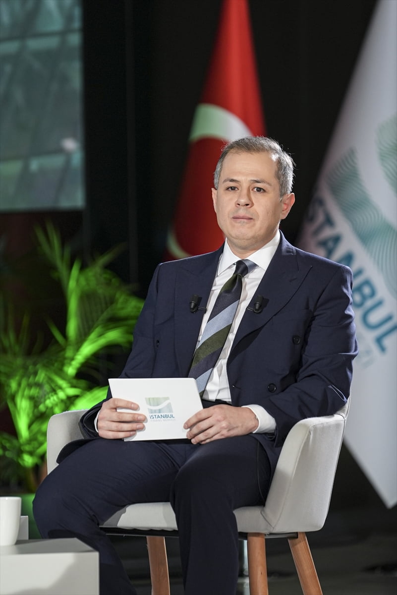 İstanbul Finans Merkezi (İFM) Genel Müdürü Ahmet İhsan Erdem (sağda), İFM'nin katkılarıyla...