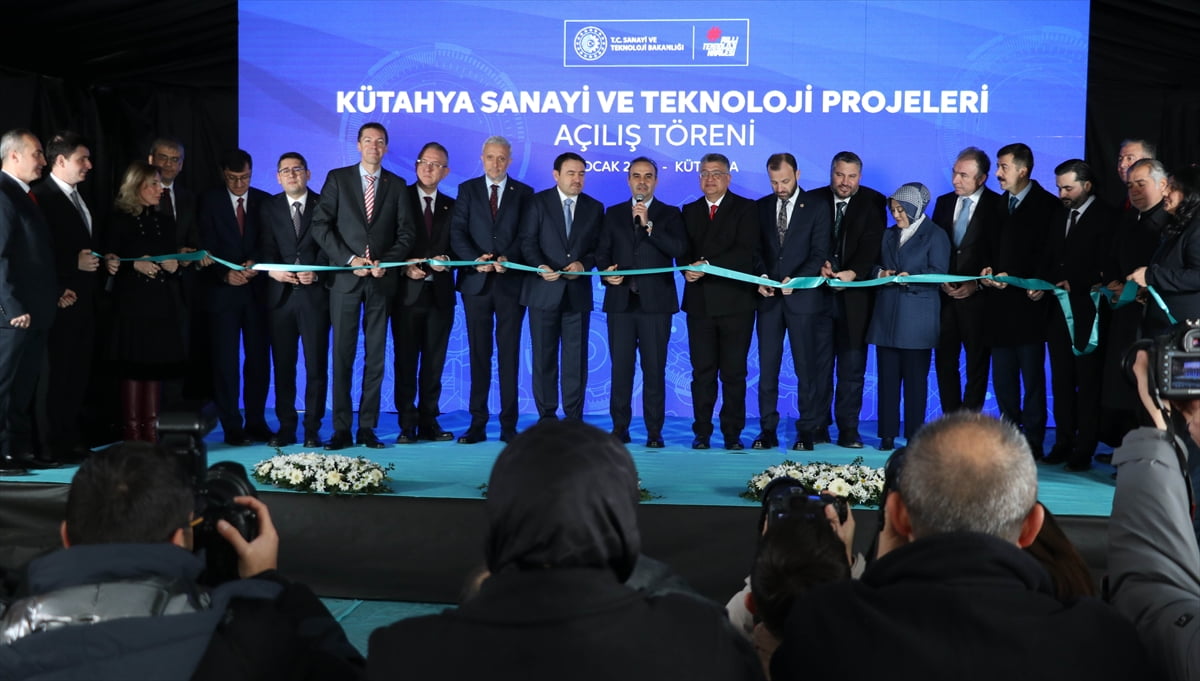Sanayi ve Teknoloji Bakanı Mehmet Fatih Kacır, Kütahya Sanayi ve Teknoloji Projeleri Açılış...
