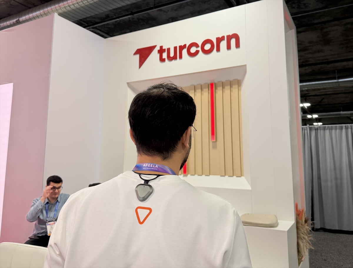 Geliştirdiği yapay zeka destekli giyilebilir sağlık ürünlerini CES 2026'da sergileyen Türk startup...