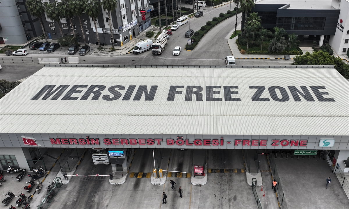 Doğu Akdeniz'in önemli ticaret merkezlerinden Mersin Serbest Bölgesi'nin geçen yılki ticaret hacmi...