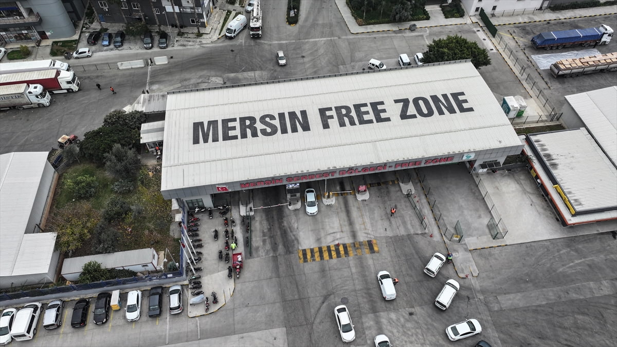 Doğu Akdeniz'in önemli ticaret merkezlerinden Mersin Serbest Bölgesi'nin geçen yılki ticaret hacmi...